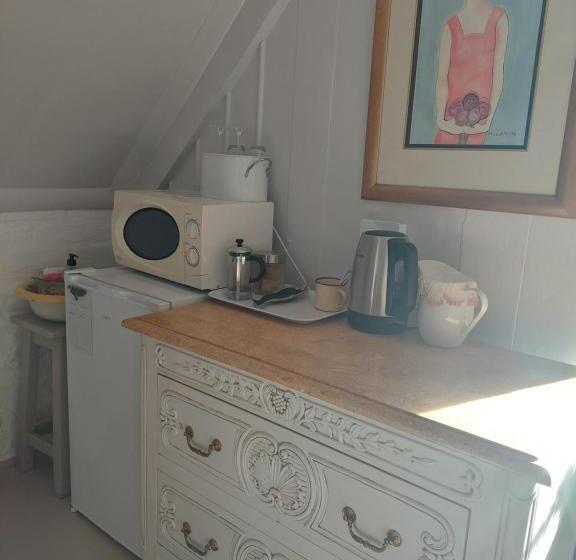 スタンダードルーム, Kimi's Cottage