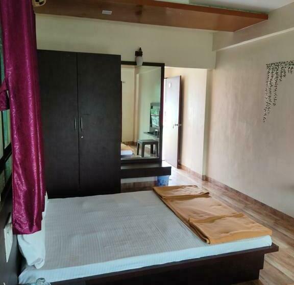 디럭스 룸 호수 전망, Nandanvan Tent & Resort Tapola