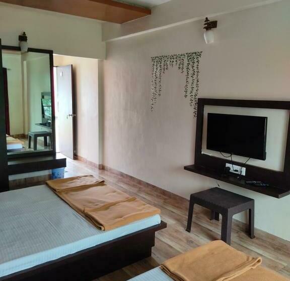 디럭스 룸 호수 전망, Nandanvan Tent & Resort Tapola