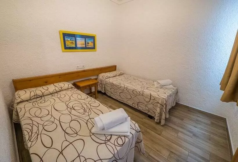 آپارتمان اکونومی 1 خوابه, Apartamentos Ar Muntanya Mar