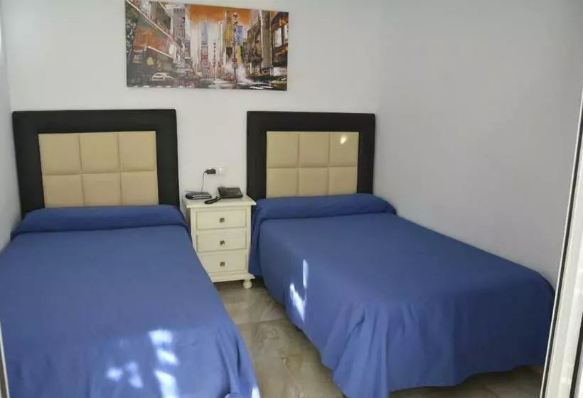 آپارتمان 1 خوابه با چشم‌انداز جانبی دریا, Apartamentos Mediterraneo