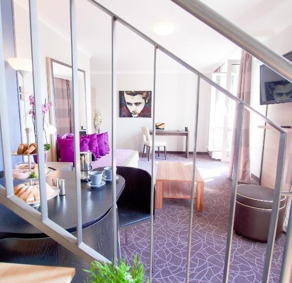 발코니가 있는 스위트, Arion Cityhotel Vienna Und Appartements