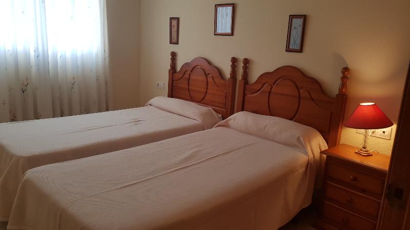 ２ベッドルームアパートメント, Gemelos 22