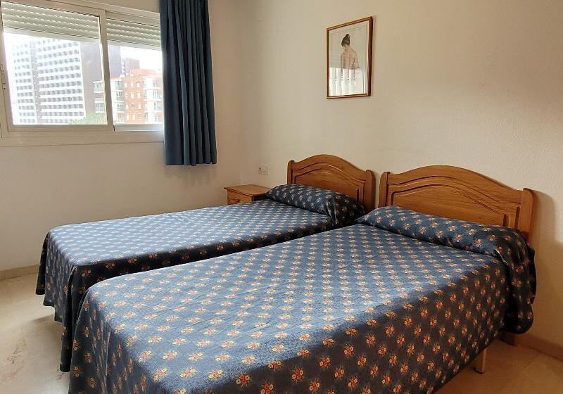 ２ベッドルームアパートメント, Gemelos 22