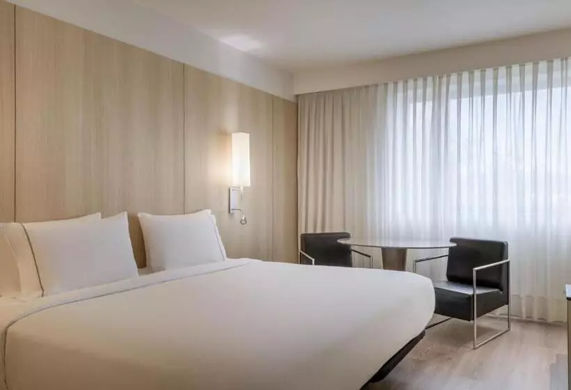 اتاق استاندارد با تخت بزرگ, Ac Hotel Córdoba By Marriott
