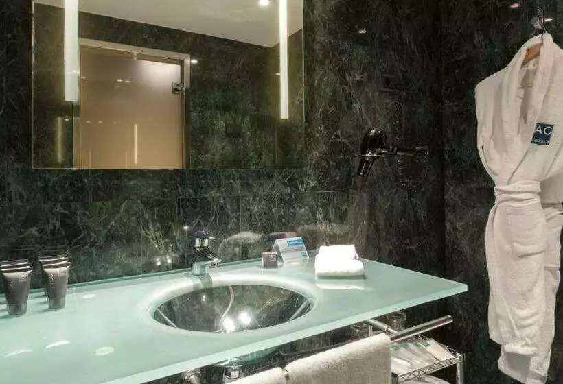 اتاق سوپریور با تخت بزرگ, Ac Hotel Córdoba By Marriott