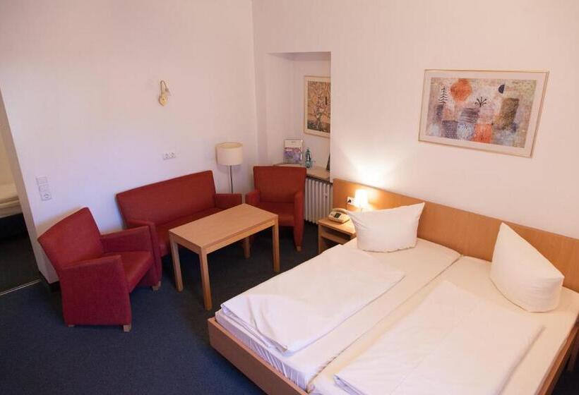 标准三人间, Akzent Hotel Schranne