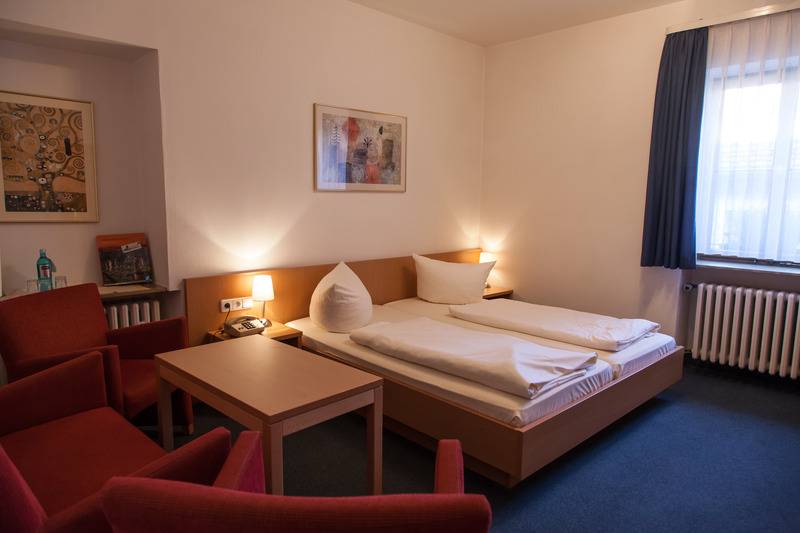 Quarto Triplo Estandar, Akzent Hotel Schranne