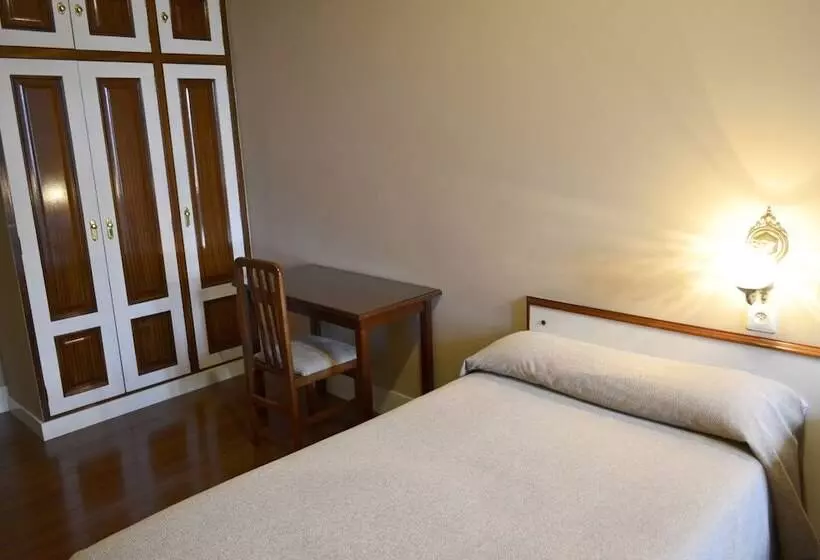 اتاق استاندارد سه نفره, Alda Avenida