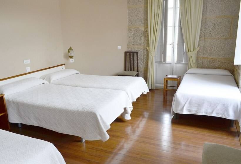 חדר סטנדרט לארבעה, Alda Avenida