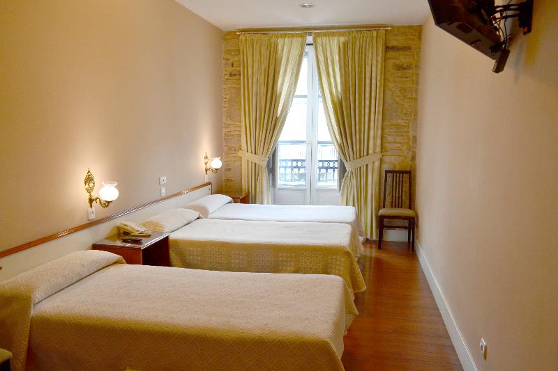 חדר סטנדרט לשלושה, Alda Avenida