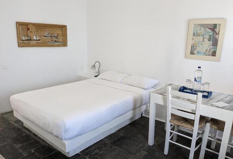 Family studio with view, Heliotopos