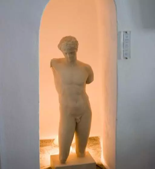 Chambre Standard Communicante, Heliotopos
