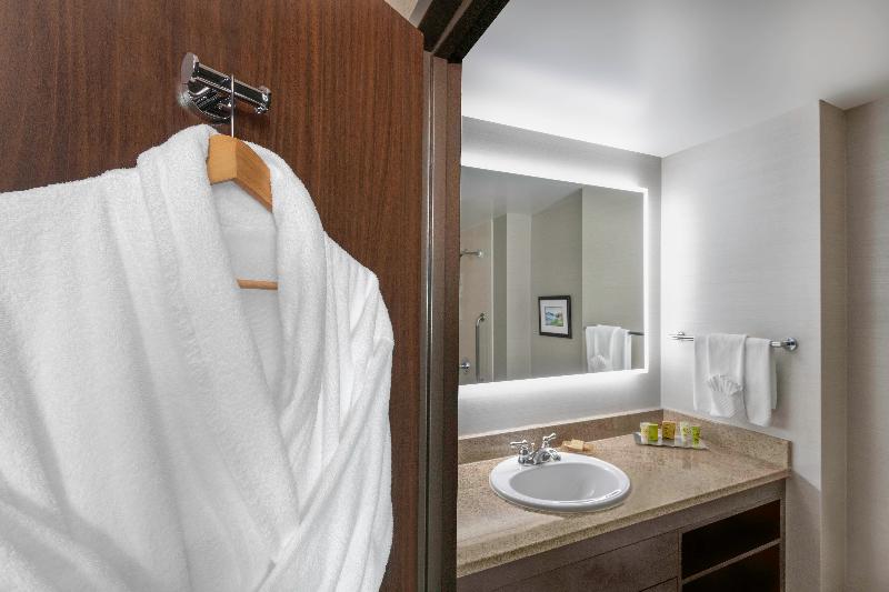 סוויטה אקזקיוטיב, Hilton Vancouver Metrotown