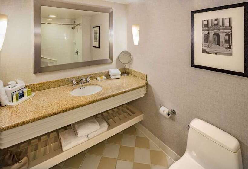 חדר דלוקס, Hilton Vancouver Metrotown