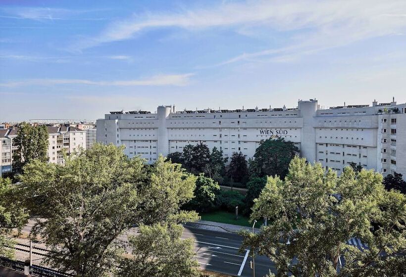 اتاق اجرایی, Hilton Vienna Waterfront