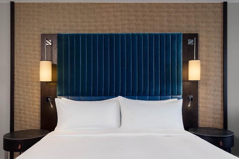 스탠다드 룸 킹사이즈 침대, Hilton Vienna Waterfront