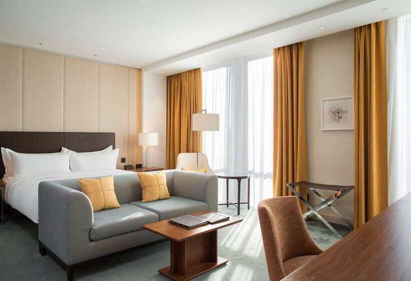 이그제큐티브 룸 킹사이즈 침대, Hilton Vienna Waterfront