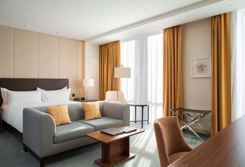 이그제큐티브 룸 킹사이즈 침대, Hilton Vienna Waterfront