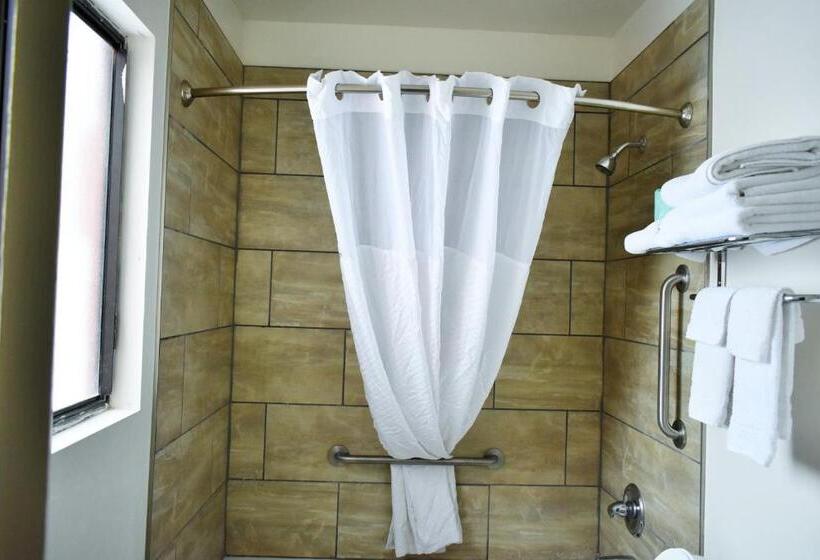 غرفة قياسية, Knights Inn Page