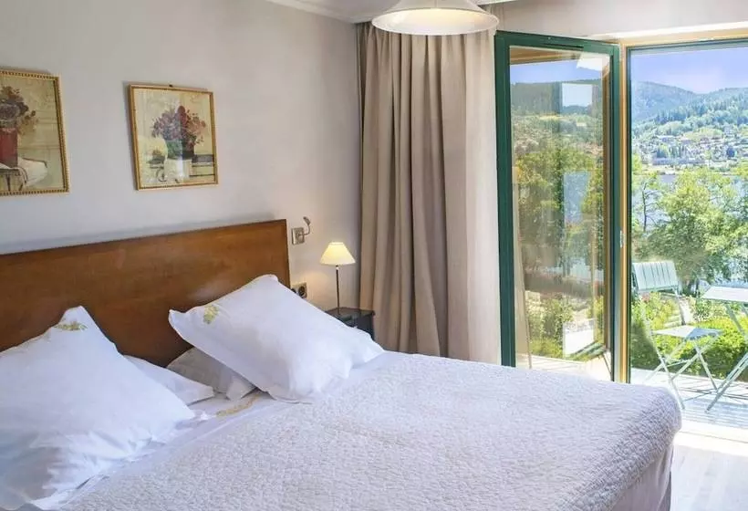 レイクビュースタンダードルーム, Le Manoir Au Lac