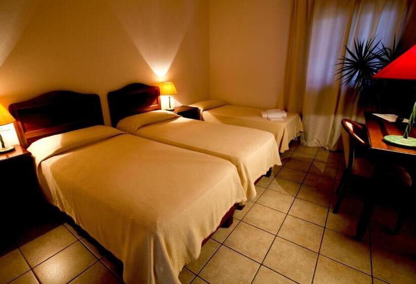 标准三人间, Moderno