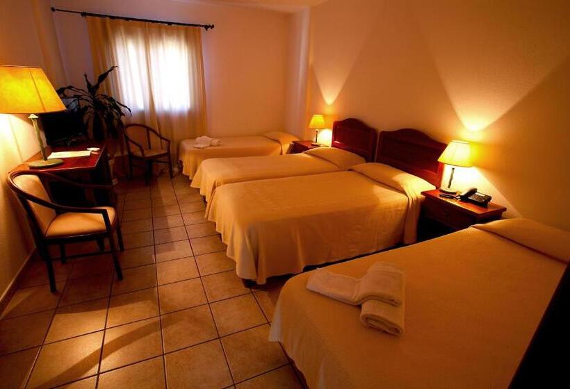 四人标准间, Moderno