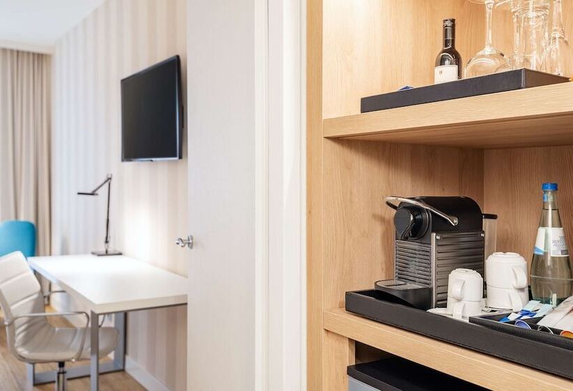 اتاق سوپریور, NH Berlin Alexanderplatz