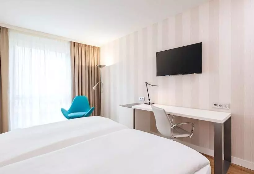 Standardzimmer, NH Berlin Alexanderplatz