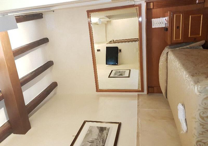 חדר סטנדרט יחיד, Pantheon