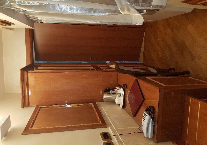 חדר סטנדרט יחיד, Pantheon