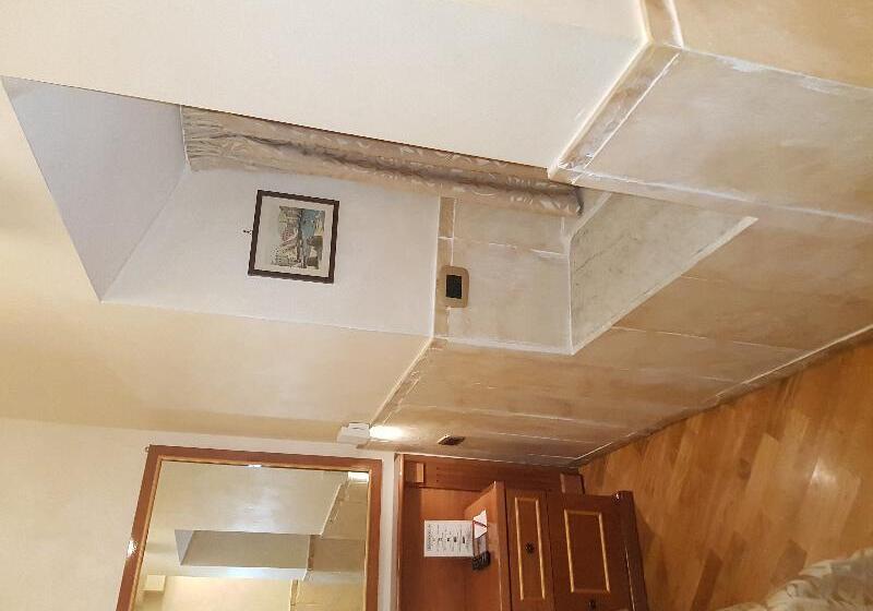 חדר סטנדרט יחיד, Pantheon