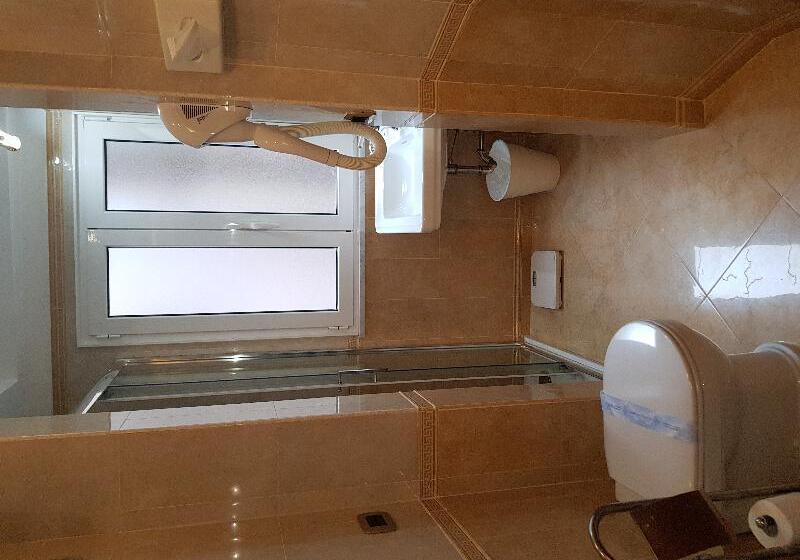 חדר סטנדרט יחיד, Pantheon