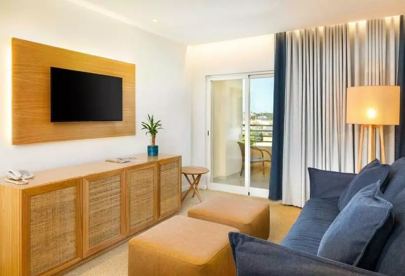 سوییت جونیور, Portobay Falesia