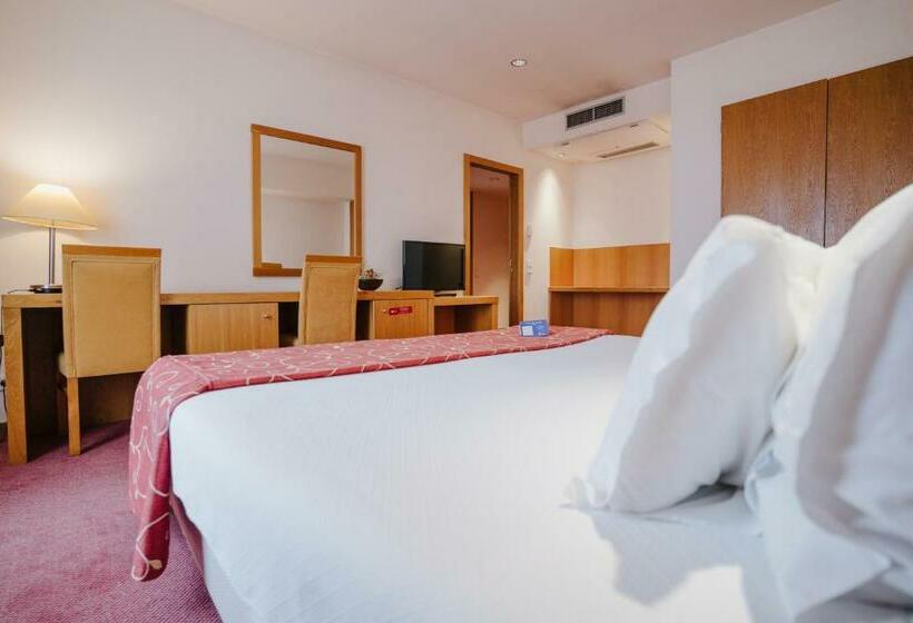 패밀리 룸, Premium Porto Maia