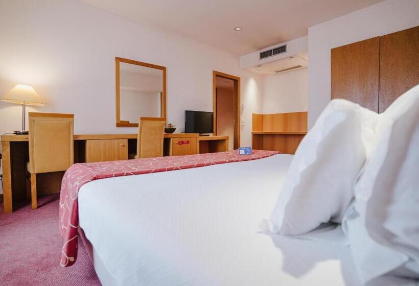 스위트, Premium Porto Maia