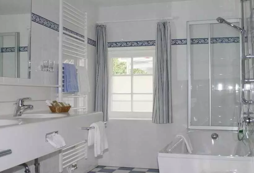 اتاق استاندارد, Romantik Hotel Tuchmacher