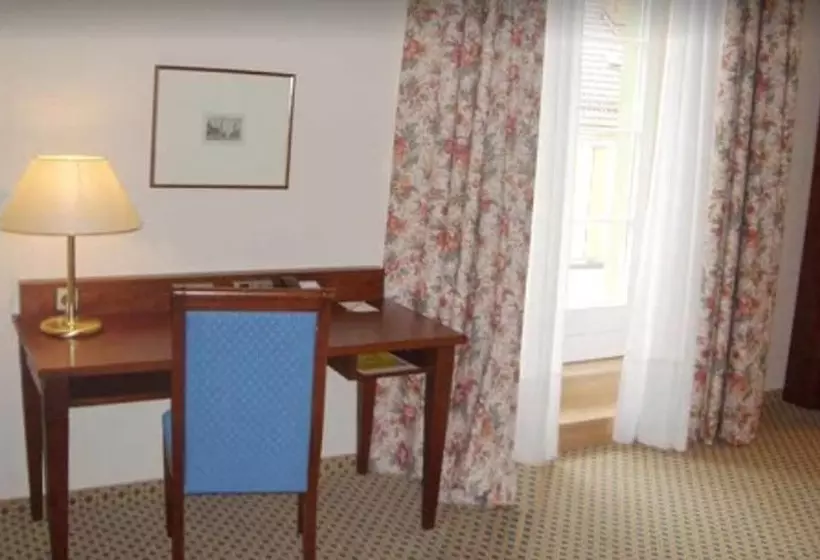 اتاق استاندارد, Romantik Hotel Tuchmacher