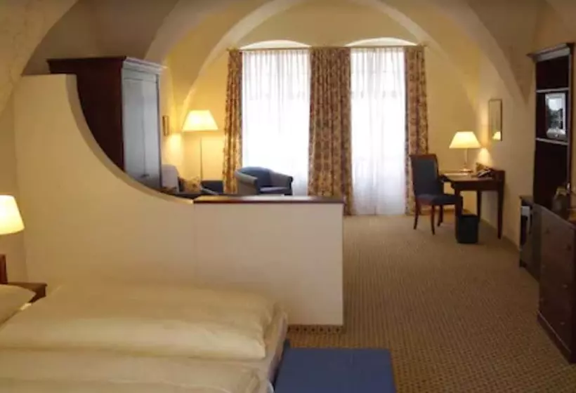 سوییت, Romantik Hotel Tuchmacher
