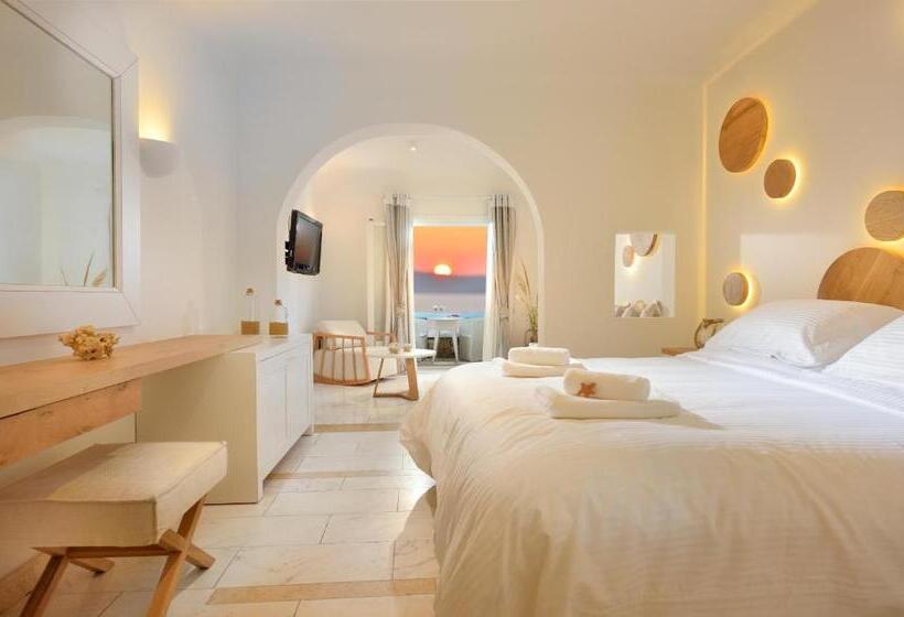 اتاق اساندارد با چشم‌انداز جانبی به دریا, Saint John Hotel Villas & Spa