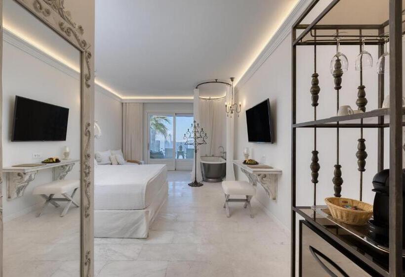 غرفة بريميوم مطلة على الحديقة, Saint John Hotel Villas & Spa