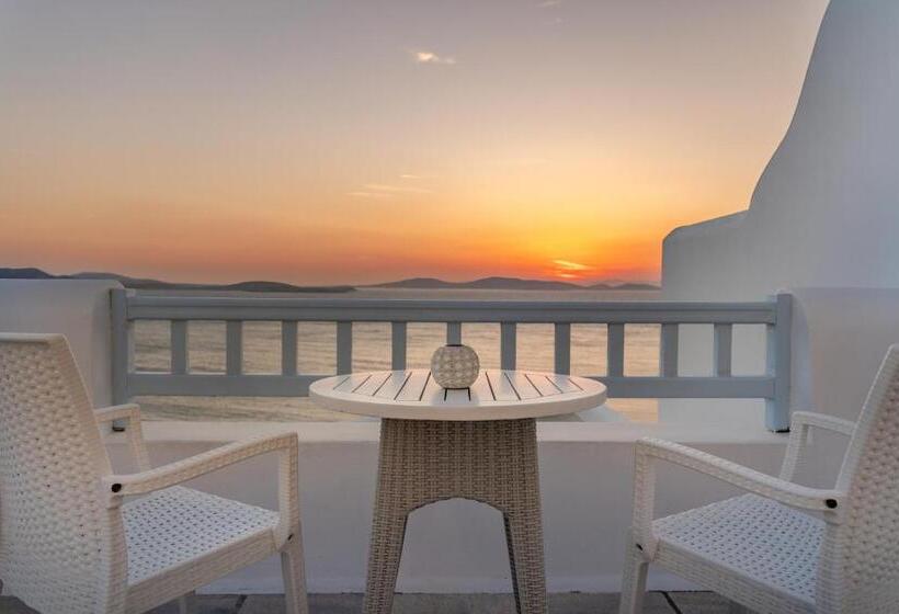 غرفة قياسية مطلّة علي البحر, Saint John Hotel Villas & Spa