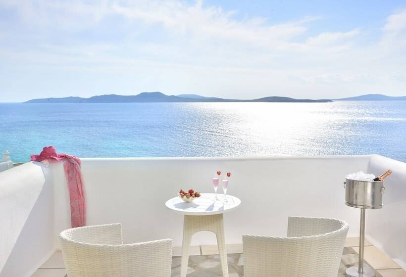 غرفة قياسية مطلّة علي البحر, Saint John Hotel Villas & Spa