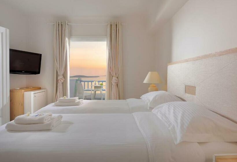 جناح عائلي, Saint John Hotel Villas & Spa