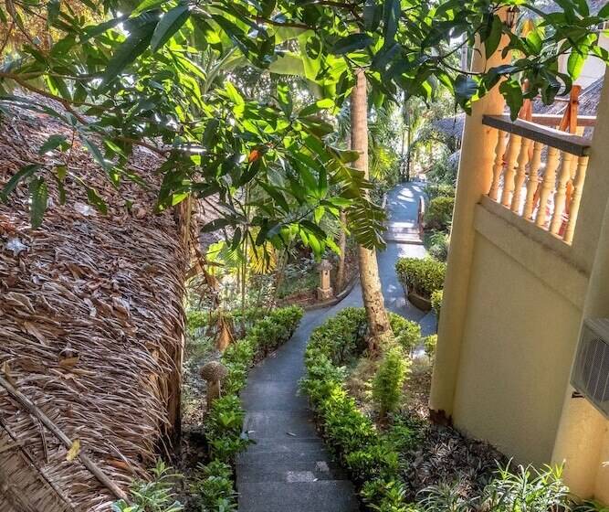 بانگلوی استاندارد, Easy Diving And Beach Resort