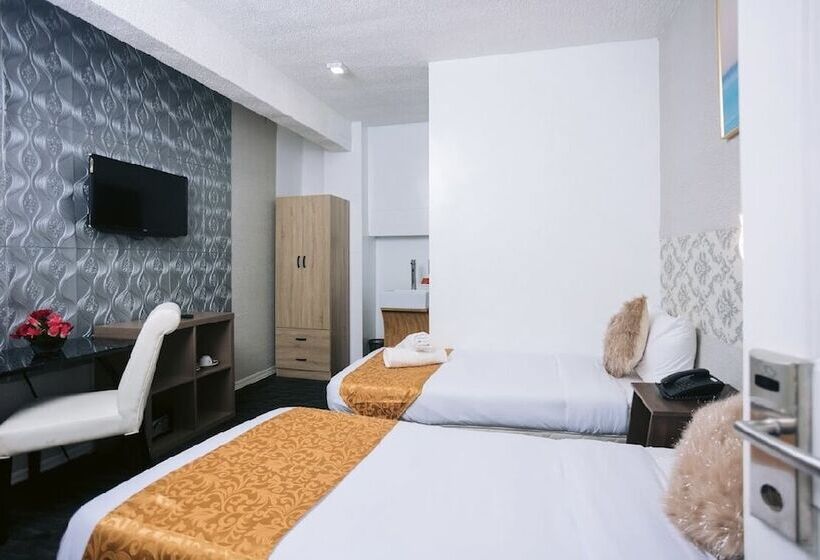 غرفة ديلوكس, Reddoorz Premium At The Grand Peninsula Suites