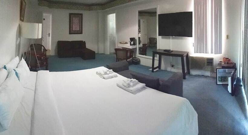 غرفة عائلية, Reddoorz Premium At The Grand Peninsula Suites