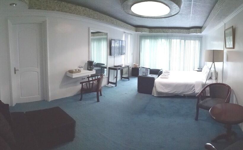 غرفة عائلية, Reddoorz Premium At The Grand Peninsula Suites