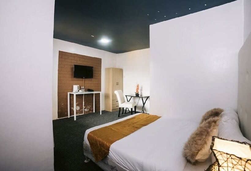 غرفة ديلوكس, Reddoorz Premium At The Grand Peninsula Suites