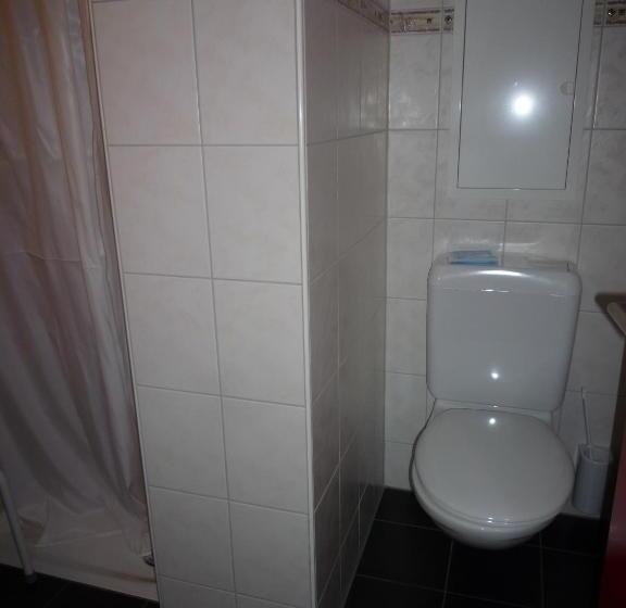 חדר משפחתי, Esthers Guesthouse